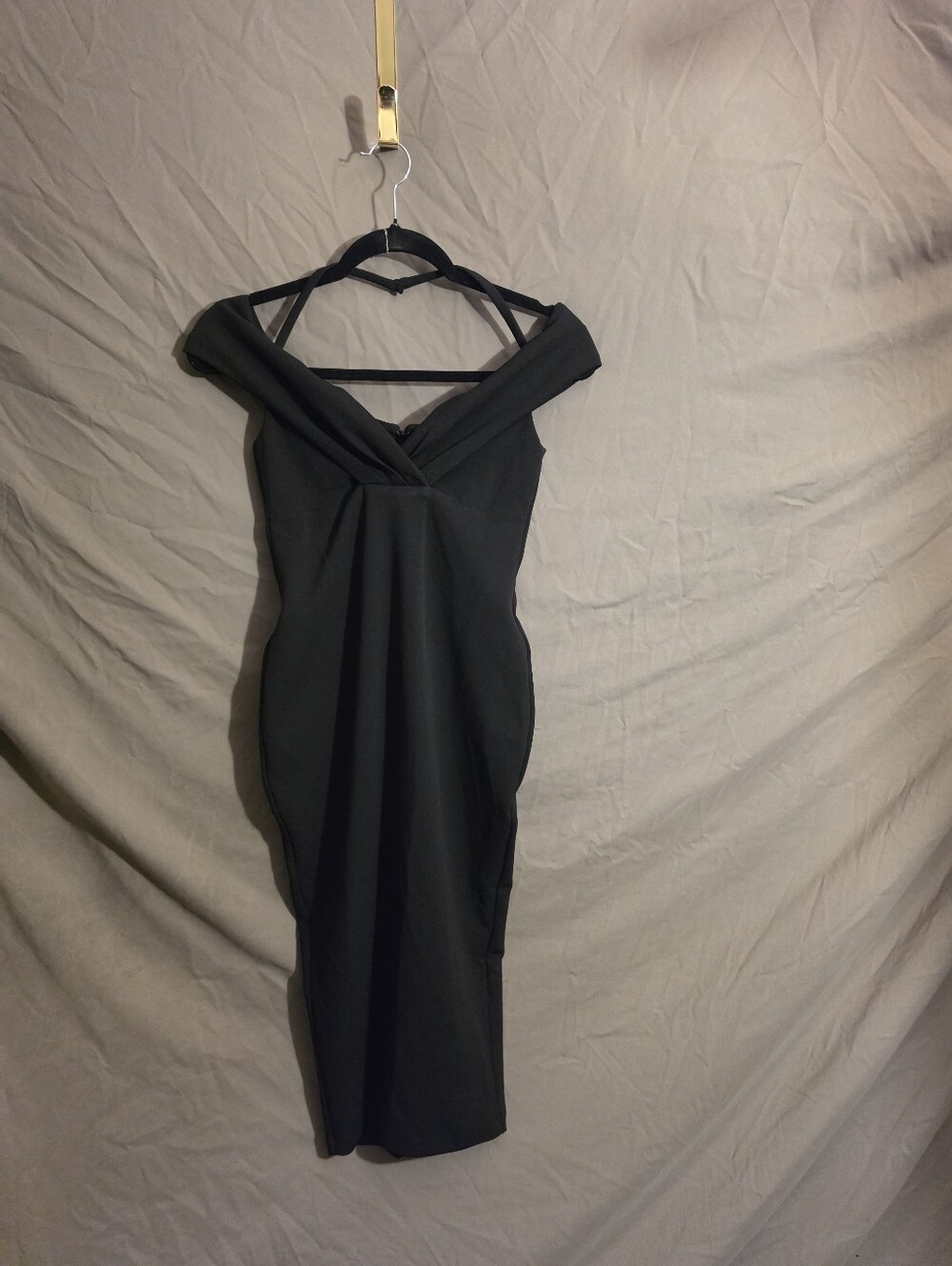 NWT Nookie Athena Black Off-Shoulder Bodycon Midi Dress